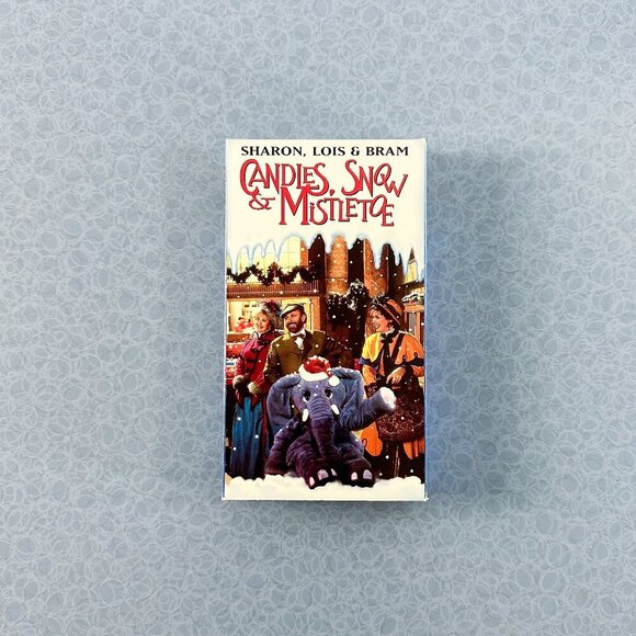 Candles Snow & Mistletoe VHS – 1994 Sharon Lois & Bram Holiday Kids - Picture 1 of 6